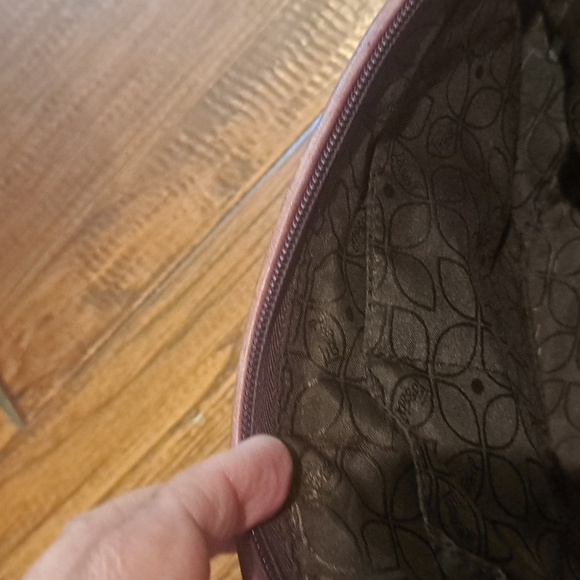Fossil Purple Leather Shoulder Bag - Picture 10 of 11